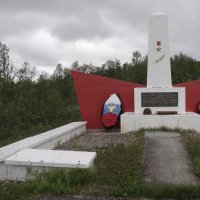 Памятник Герою Советского Союза Михаилу Ивченко- фото 5